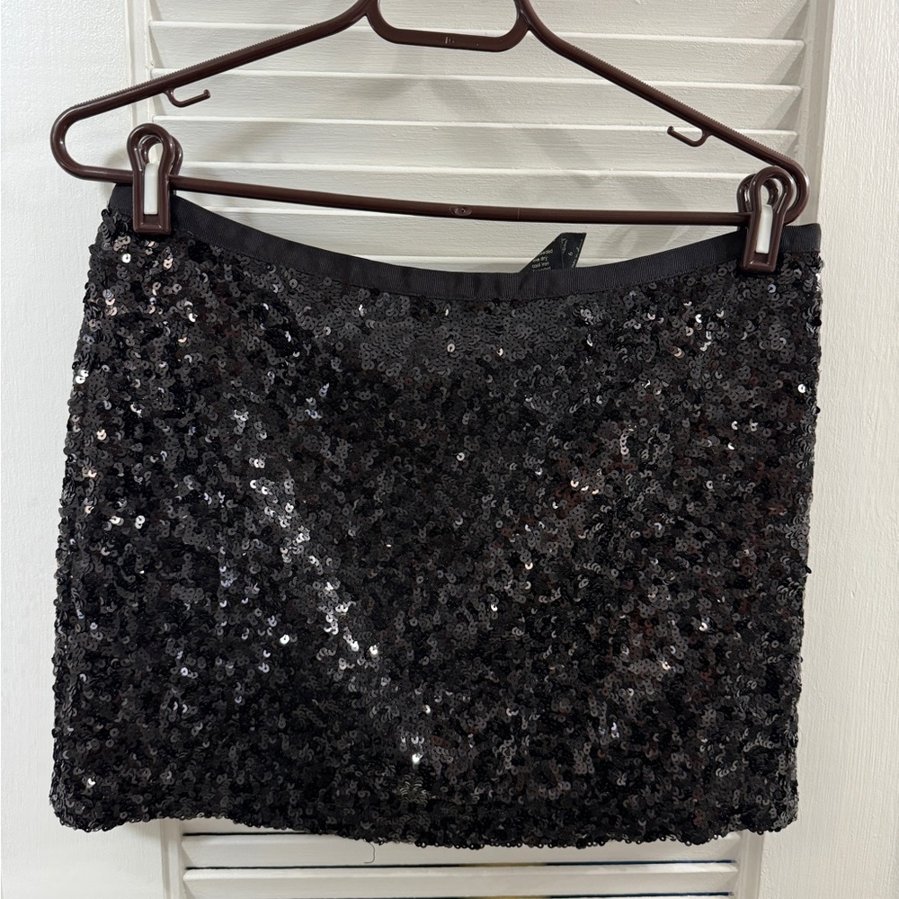 London Jean sequin black bedazzled mini skirt size 6